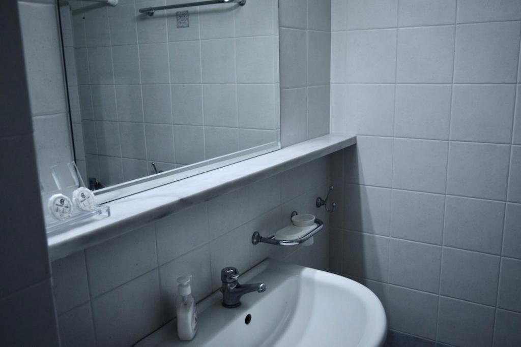 Eviaxl Studios Khronia Ngoại thất bức ảnh